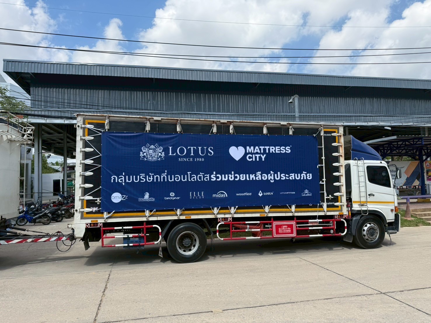 flood-relief-in-the-south4